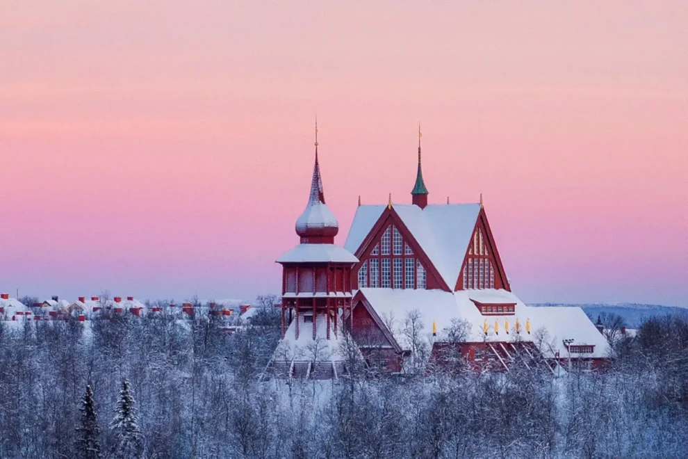 Century-old Kiruna church to make massive two-day journey