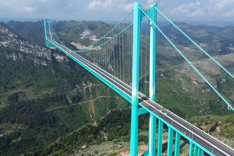 China opens world’s highest bridge