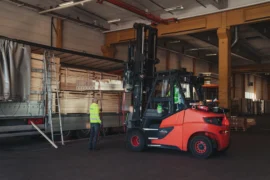 Housing giant ships emergency shelters to Ukraine Thumbnail