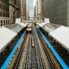 Feds freeze Chicago transit funds over diversity rules