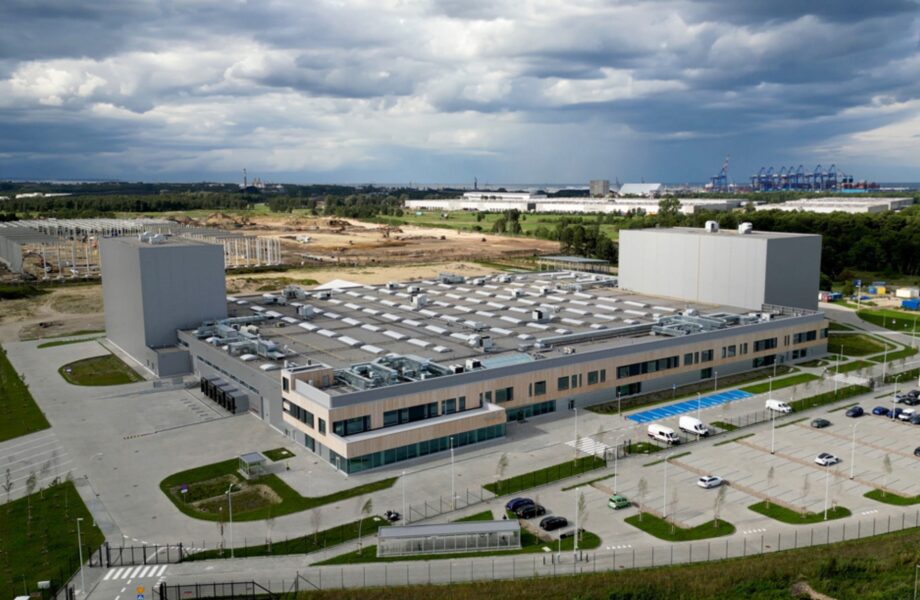 Lyten closes acquisition of Europe's largest BESS facility