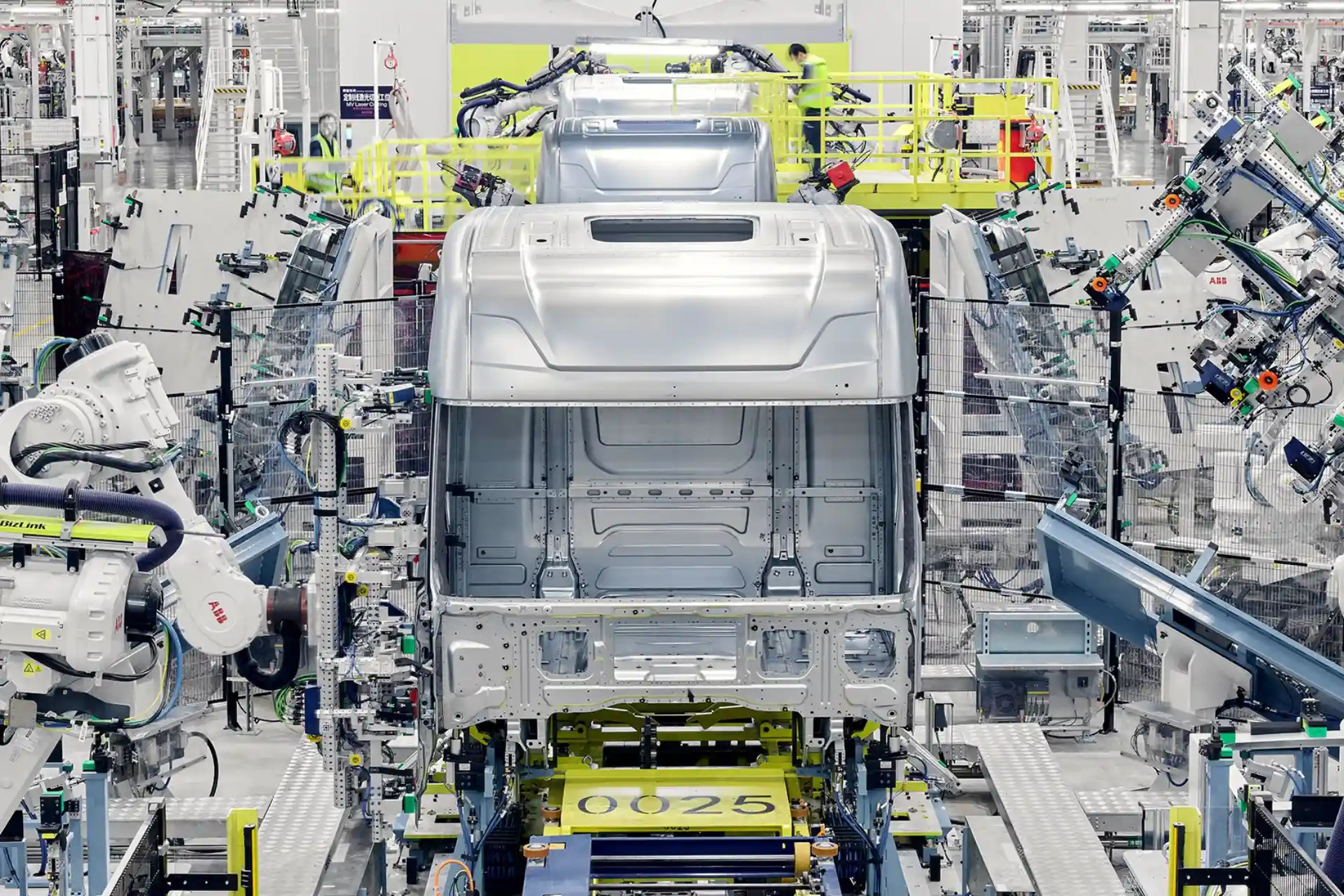 Scania opens €1.9bn manufacturing hub in China