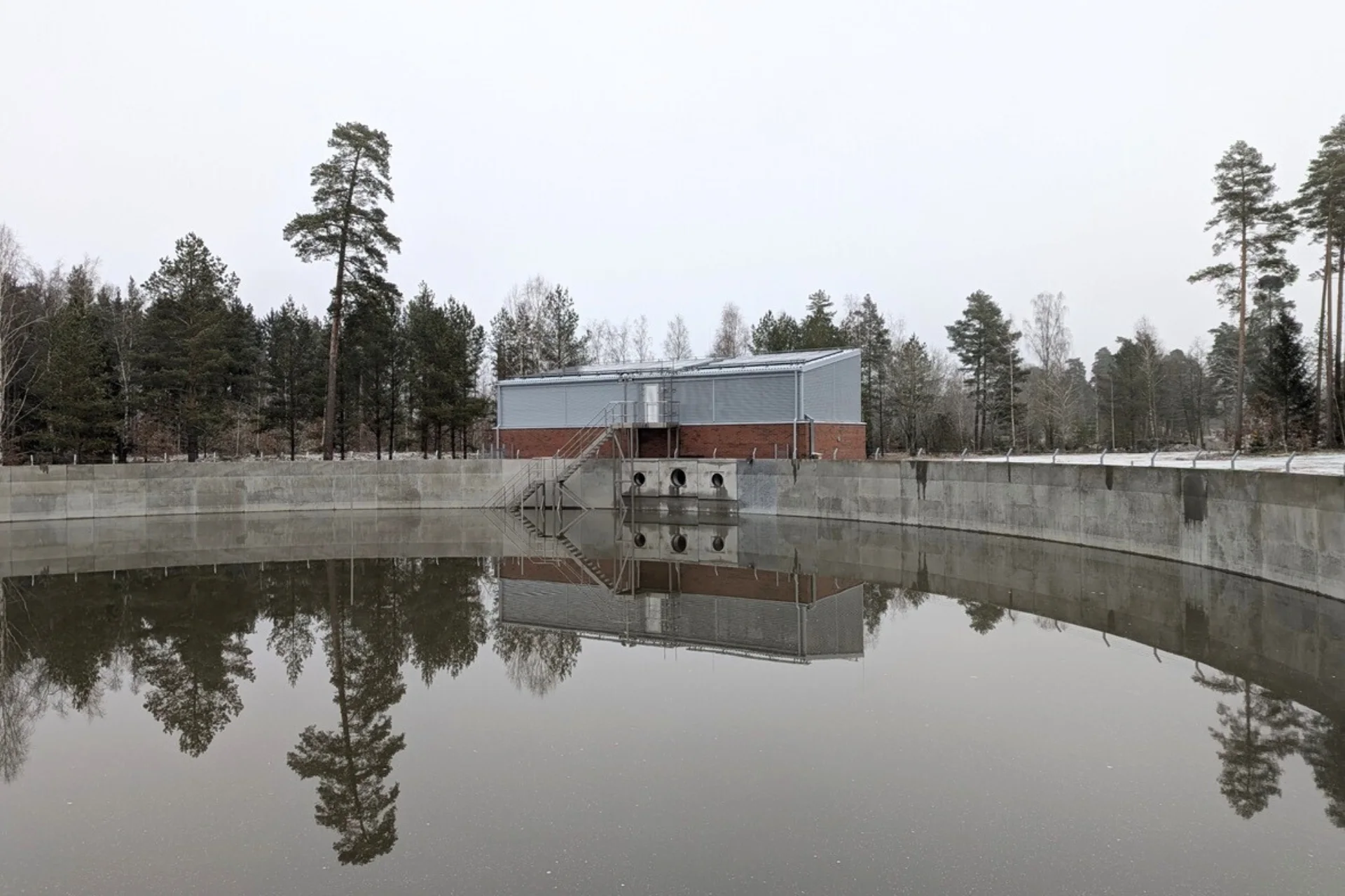 New €7M wastewater facility leaks into groundwater