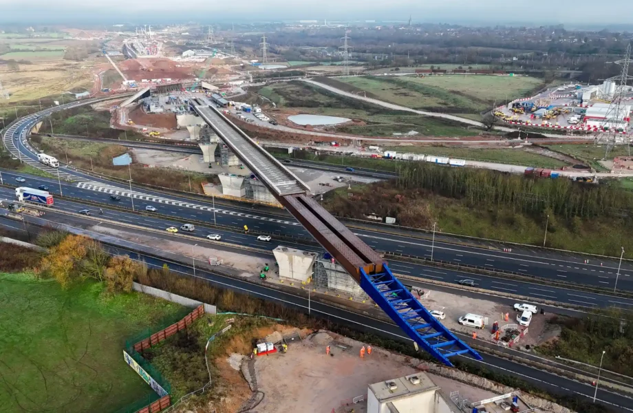 HS2 pushes 4,600-tonne bridge over M6 in UK first