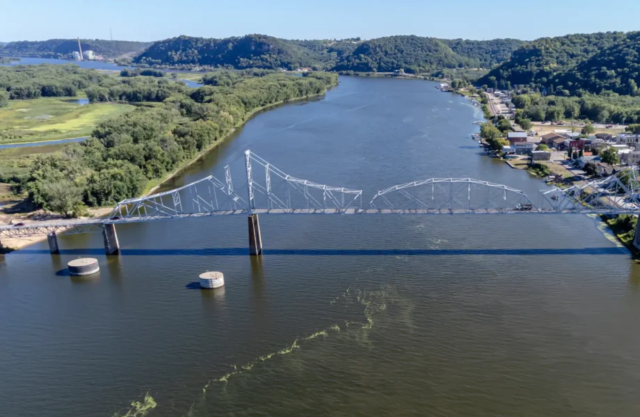 Historic bridge to be demolished