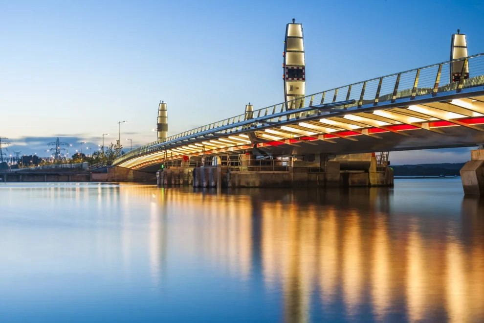 Creaking noises force six-month bridge closure