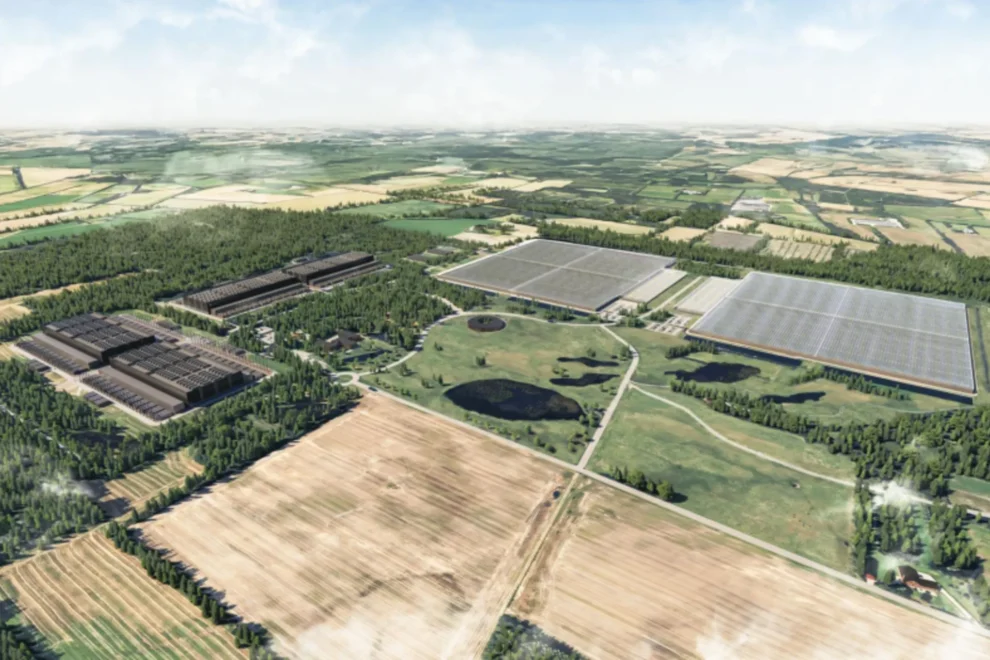 Data centre heat to warm greenhouses