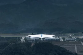 Bird-shaped airport finally takes flight Thumbnail
