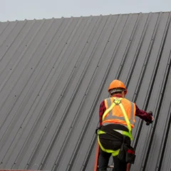 Roofer crisis threatens Swedish construction